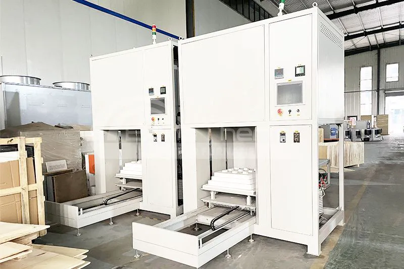 Lifting sintering furnace